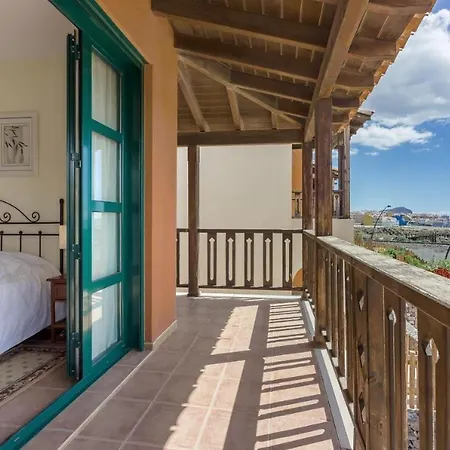 Okeanos Villa front line San Blas San Miguel de Abona